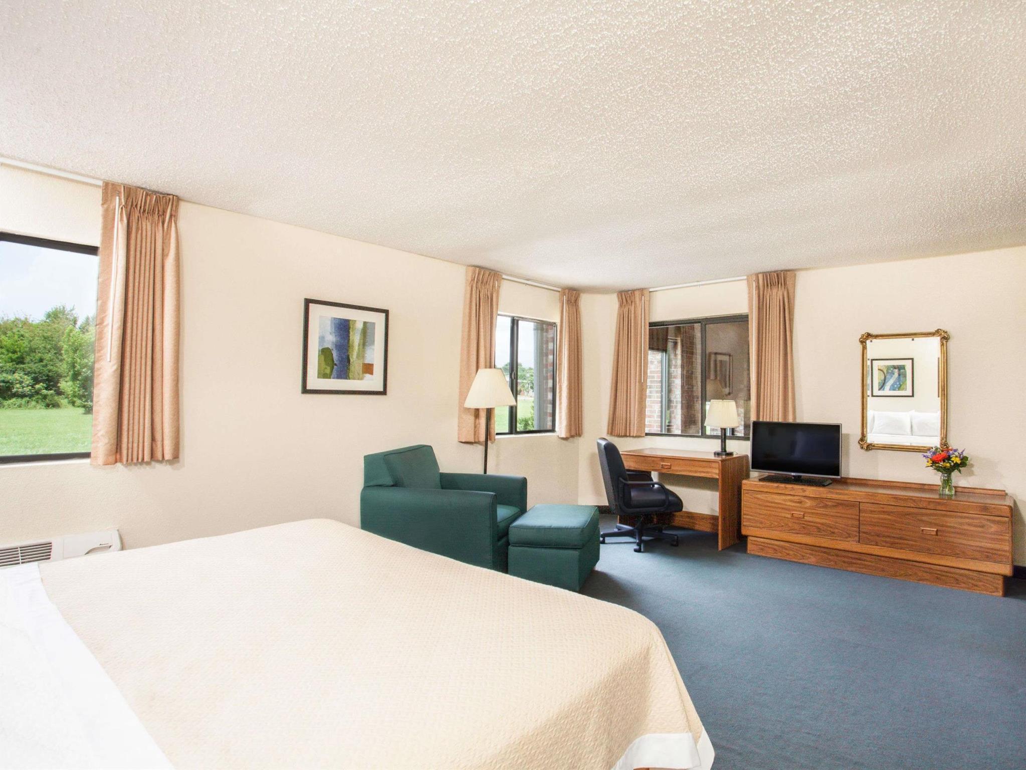 Days Inn By Wyndham Glasgow Eksteriør billede