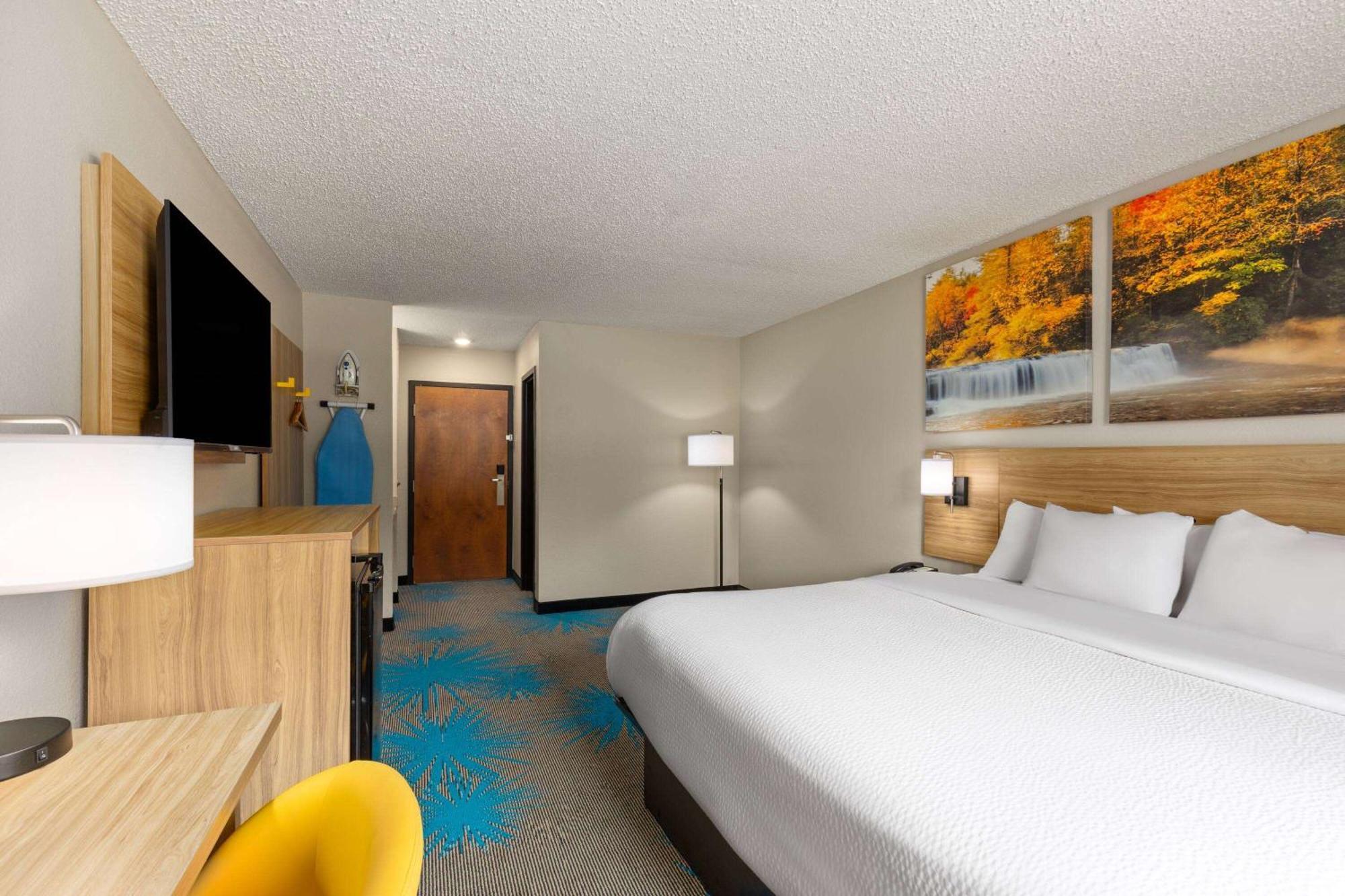 Days Inn By Wyndham Glasgow Eksteriør billede