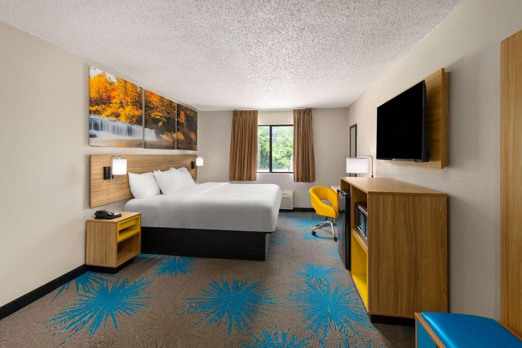 Days Inn By Wyndham Glasgow Eksteriør billede